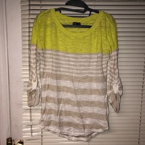 express 3/4 sleeve top